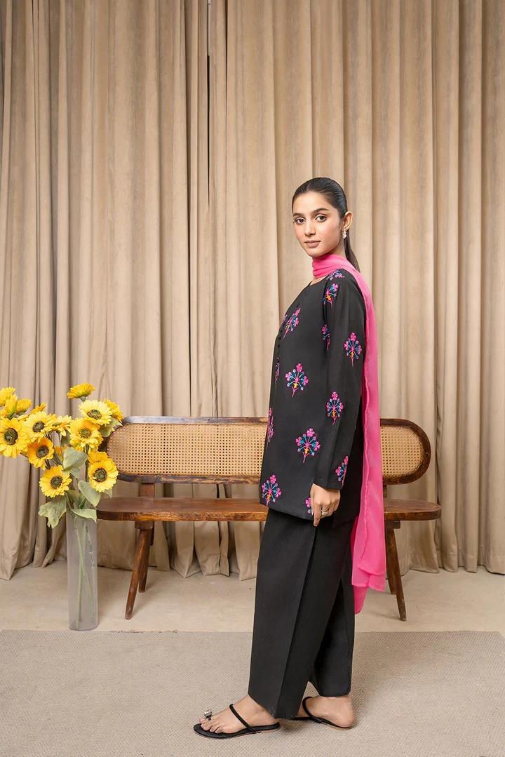 Black Blossom Lawn 3PC set