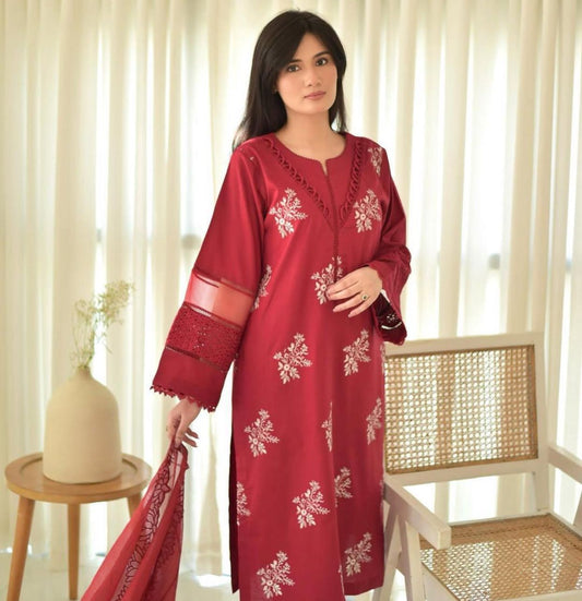 Hooriya Embroidered Co-ord Set